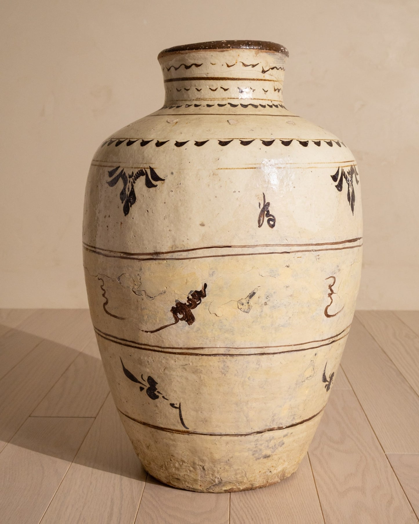 Ming Dynasty Period Cizhou Pot with Brown Decoration