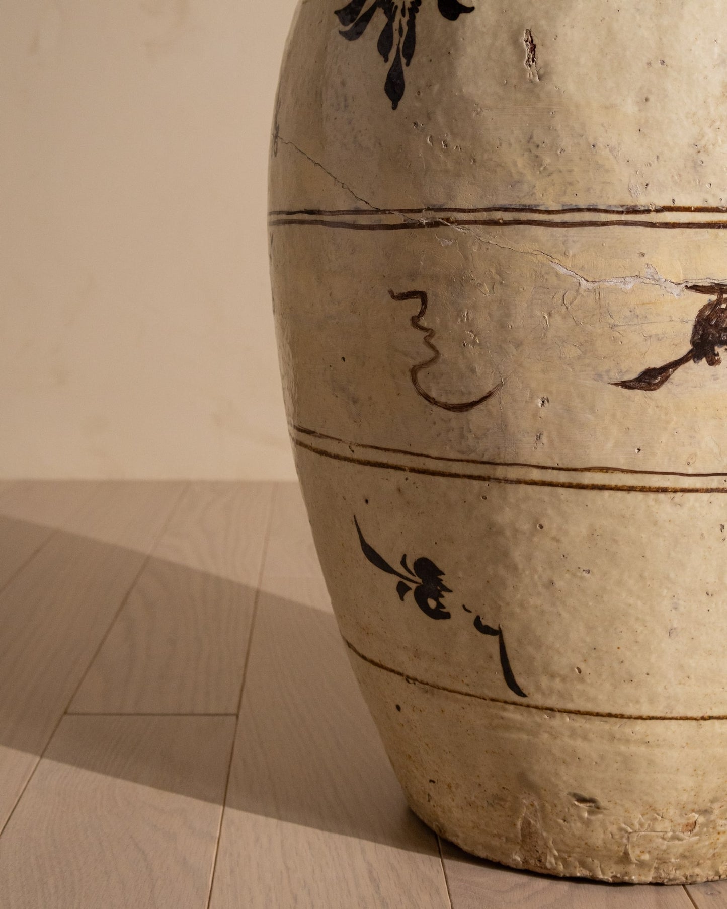 Ming Dynasty Period Cizhou Pot with Brown Decoration