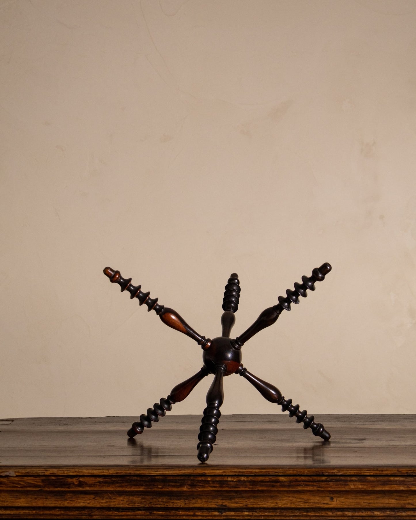 19th Century Turned Lignum Wood Cat Stand