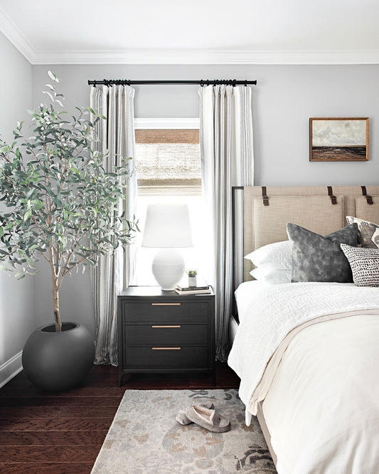 10 Tips for Nightstand Styling