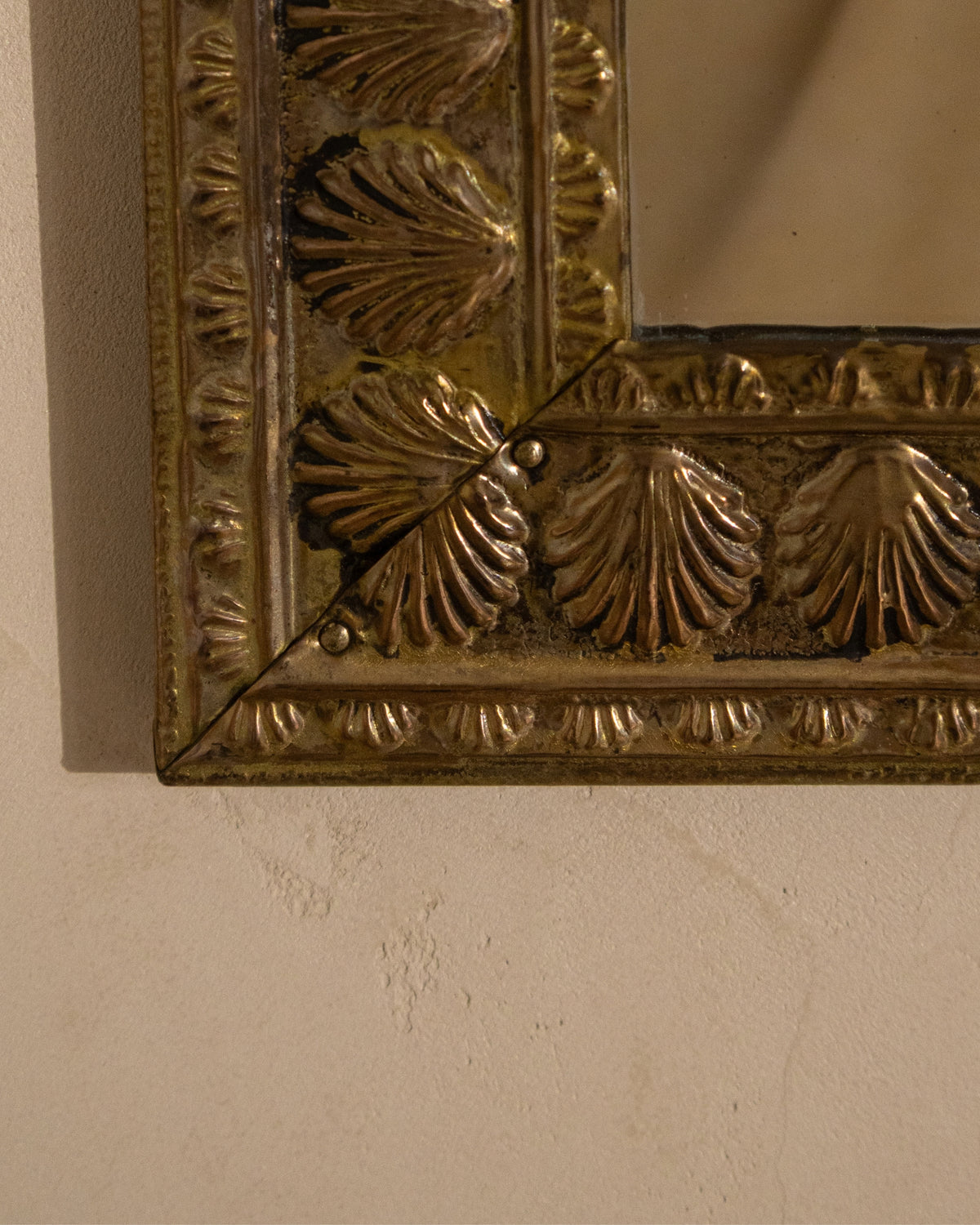 1930s Peerage England Brass Shell-Motif Mirror
