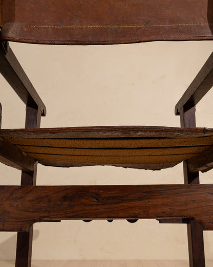 Early 19th Century Spanish Walnut Armchair with Original Leather