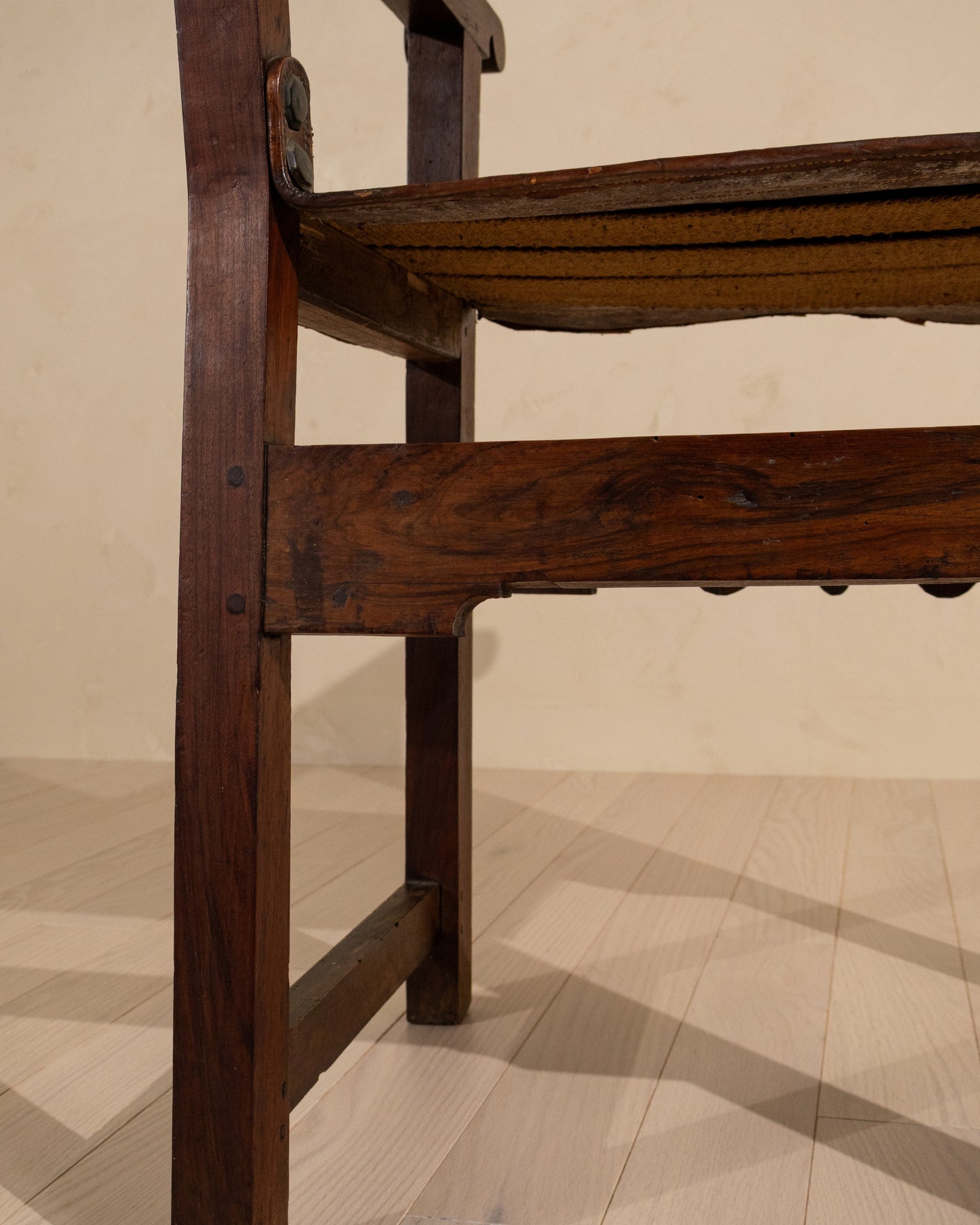 Early 19th Century Spanish Walnut Armchair with Original Leather
