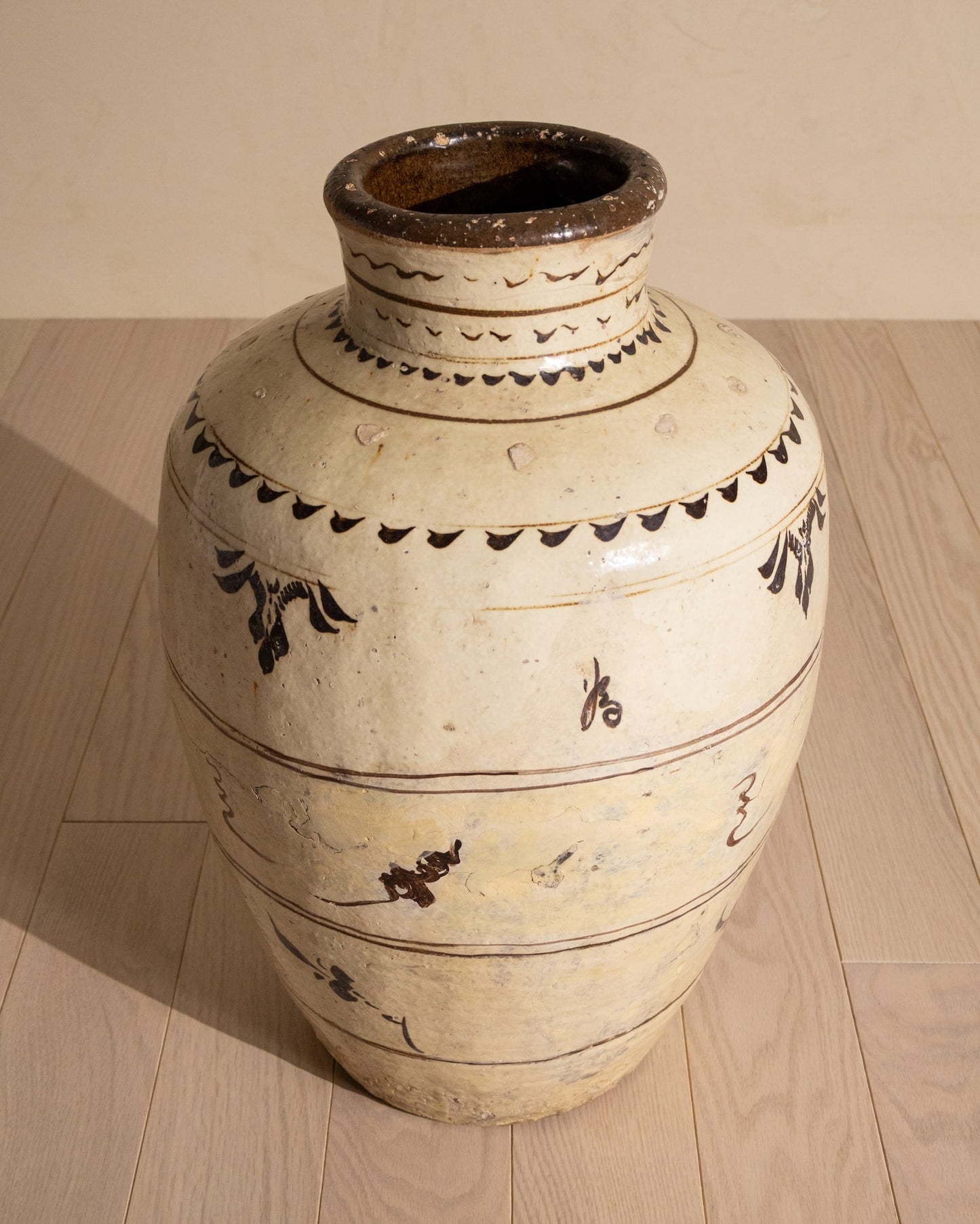 Ming Dynasty Period Cizhou Pot with Brown Decoration
